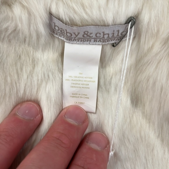 Restoration Hardware Grey/Faux Arctic Fox Bunting (0-6 Months) - Picture 5 of 5